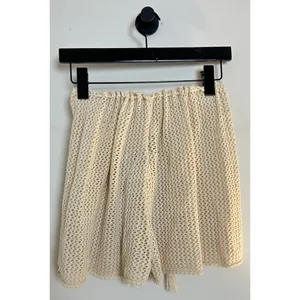 ROXY Island Hopper Crochet Shorts in Tapioca Size Small thumbnail 5
