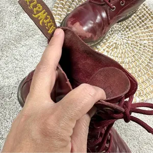 Dr. Martens Women’s Pascal Cherry Shiraz Buttero Leather 8-Eye Boots Size 6 thumbnail 11