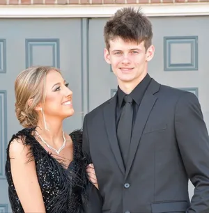 Alyce Paris Black Prom Dress thumbnail 3