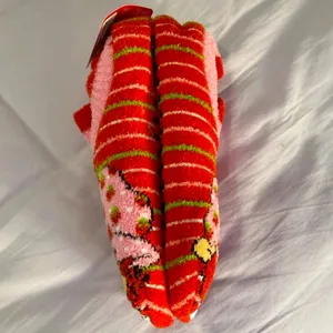 Strawberry Shortcake Slipper Socks NWT Sz 4 thumbnail 2