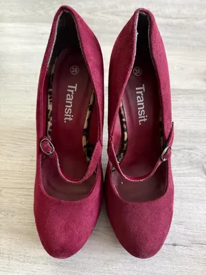 Transit Wine Faux Suede Mary Jane Heels with Buckle Size 7.5 thumbnail 4