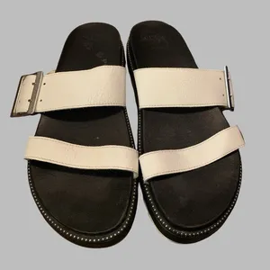 Sorel Roaming Buckle Slide Sandals Women's 10 Black And White Comfort Summer thumbnail 1