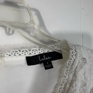 Lulus White Eyelet Lace Long Sleeve Ruffle Skirt Plunge Neckline Dress Bridal S thumbnail 3