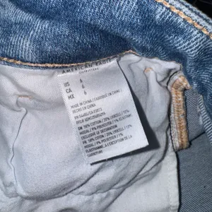 American Eagle Mom Shorts thumbnail 4