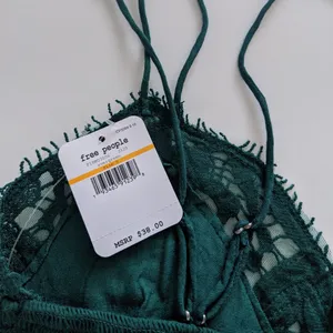 {Free People} Brand New Ilektra Lace Bralette thumbnail 7