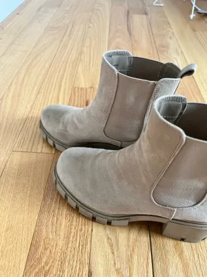 Madden Girl Chelsea Boots Ankle thumbnail 3