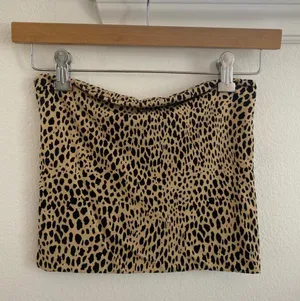 Brandy Melville Cheetah Print Tube Top thumbnail 2