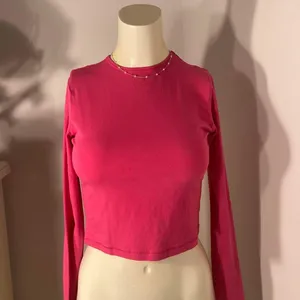 SKIMS NWT Cropped Long Sleeve T-Shirt Top AP-LGS-1370 Raspberry Size 2X thumbnail 1