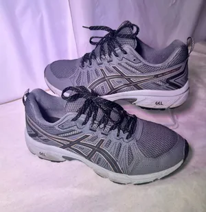 ASICS Women's Gray Athletic GEL Running Shoes with Black Laces thumbnail 1