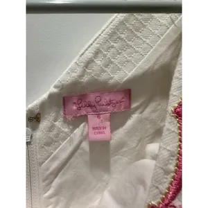 Lilly Pulitzer Dress White Quilt Embroidered Detail Dainty Shift Dress Small 6 thumbnail 2