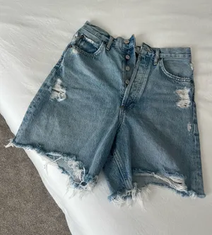 AGOLDE Shorts thumbnail 1