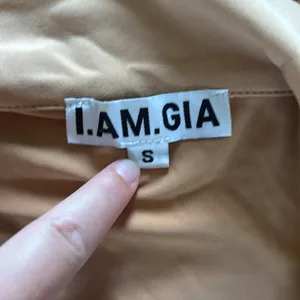 I am Gia flower cut out wrap around top thumbnail 2