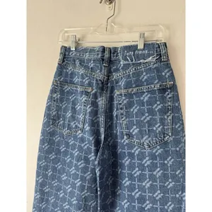Urban Outfitters iets frans Monogram Denim Baggy Boyfriend High Rise Jeans Women’s Size 27 thumbnail 6