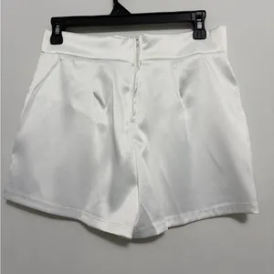 Windsor women’s Size S White High Waisted Dressy Shorts NWOT (A380)✨ thumbnail 5