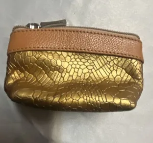 Gold Metallic Textured Leather Coin Purse thumbnail 2