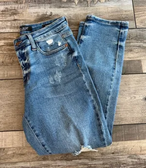 Judy Blue Jeans thumbnail 1