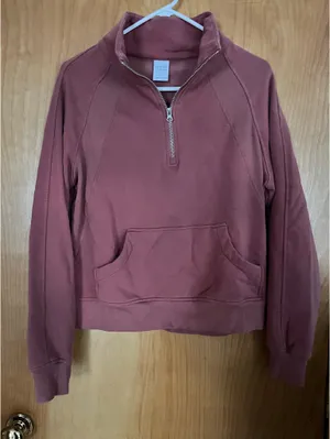 Burgundy Quarter thumbnail 1