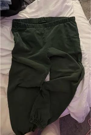 Brandy Melville green sweats thumbnail 3