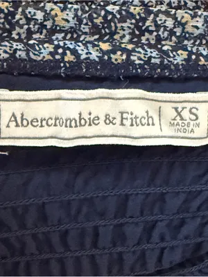 Abercrombie & Fitch Black and White Smocked Ruffle Strap Crop Tank Sz XS thumbnail 6