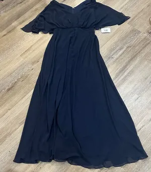 Elegant navy  Evening Gown thumbnail 1