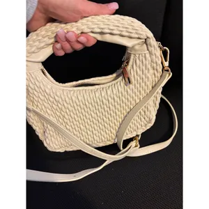Sincerely Jules Cream‎ Quilted Hobo Bag Braided Handle Crossbody Ivory Ruched thumbnail 3