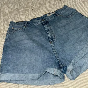 ASOS Denim Mom Shorts thumbnail 2