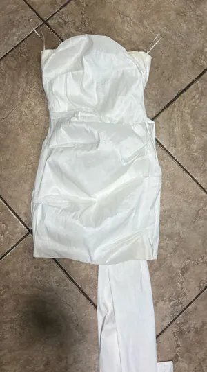 Allison Kelly Dillard's & Dress thumbnail 1