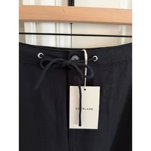 Everlane NWT Wide-Leg Drawstring Linen Pants Black 16R thumbnail 3