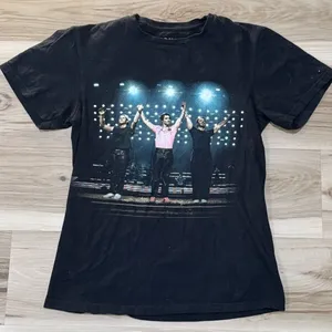 Jonas Brothers Spotlight Concert Tour Tee Shirt Women’s Small thumbnail 1