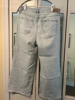 American Eagle Baggy Ripped Jeans thumbnail 2