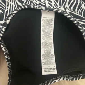 Nike Pro Sports Bra with pads size large thumbnail 3