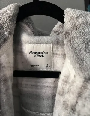 Abercrombie plaid jacket thumbnail 3