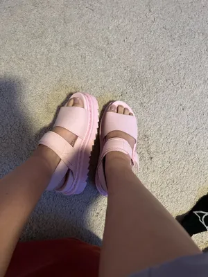 Dr. Martens Voss Sandals Platform thumbnail 4