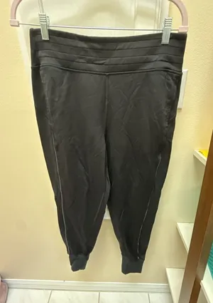 Lululemon Women's High-Rise Running Joggers with Zippered Back Pocket, Size 8 thumbnail 1