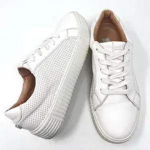 Steve Madden Toliver White Perforated Lace Up Platform Sneaker Size 8 thumbnail 1