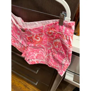 Lilly Pulitzer "The Walsh" shorts in the "Pink Pout Paisley" size 16 thumbnail 2