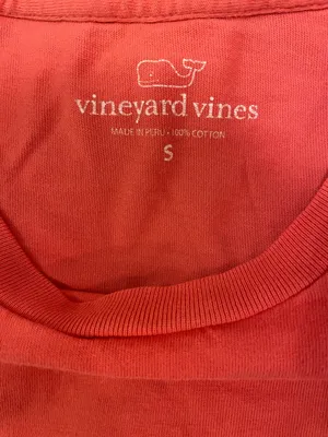 Vineyard Vines Pink T-shirt thumbnail 3