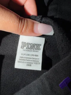 PINK Victoria's Secret Sweatshirt thumbnail 2