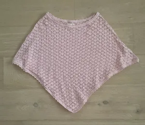Hollister Poncho thumbnail 1