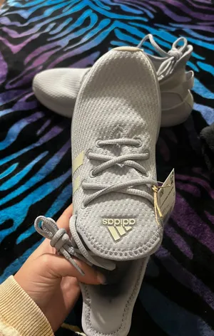 Adidas Shoes thumbnail 4