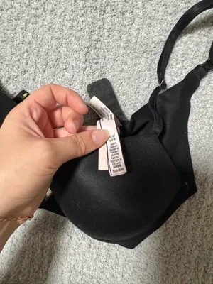 Victoria's Secret Bra thumbnail 2
