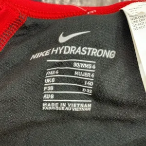 Nike Swim Hydrastrong Black and Red Swimsuit size 4 new with tags thumbnail 4