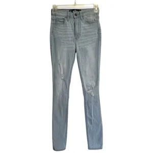 Hollister Jeans Women's 23 Blue Ultra High Rise Skinny Distressed Stretch Denim thumbnail 2