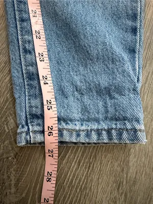 Levi’s 24 High Waisted Mom Jean Button Fly‎ Women's Casual Classic Blue Denim thumbnail 9