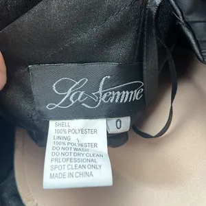 La Femme 20629 Black Lace Mini Dress Size 0 Prom Homecoming Hoco thumbnail 8