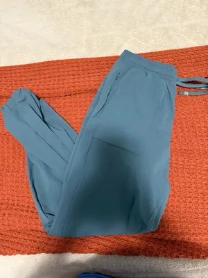 Fabletics Joggers Women’s thumbnail 2