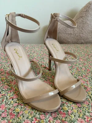 Heels thumbnail 1