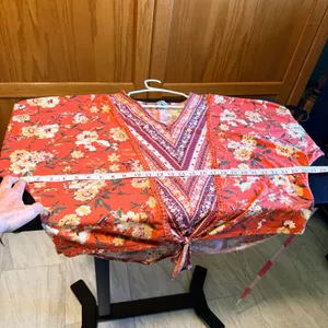 Absolutely Famous XL Orange Floral V-Neck Tie Front Boho Top Dolman Sleeve Soft thumbnail 5