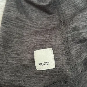Vuori Racerback Tank Top Charcoal Heather Size XS thumbnail 3