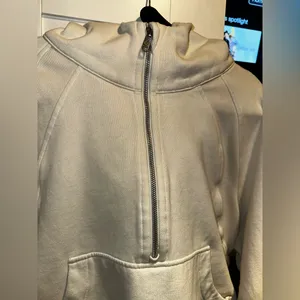 Lululemon Scuba Oversized Half-Zip Hoodie
Bone (First Release) thumbnail 6